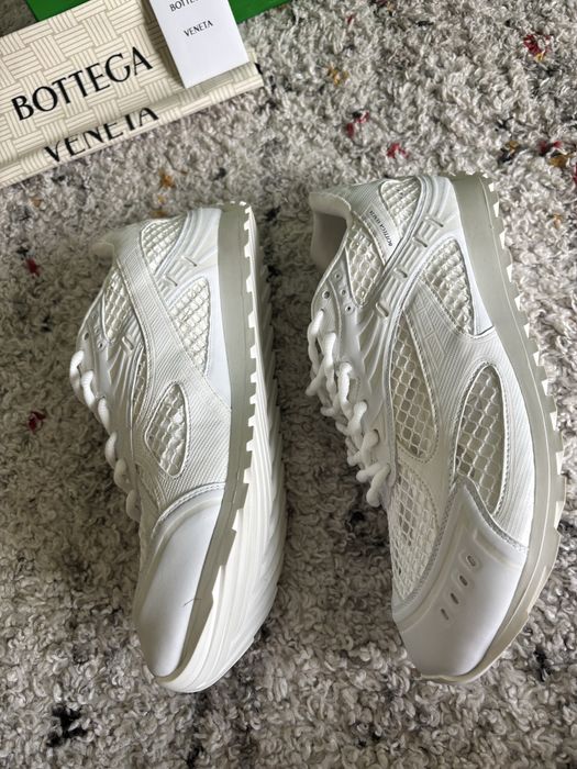 Bottega Veneta marimea 45