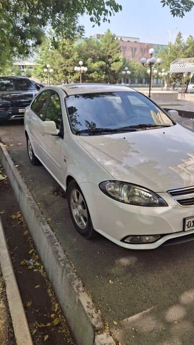 Продается Chevrolet Gentra Elegant Plus 3 поз