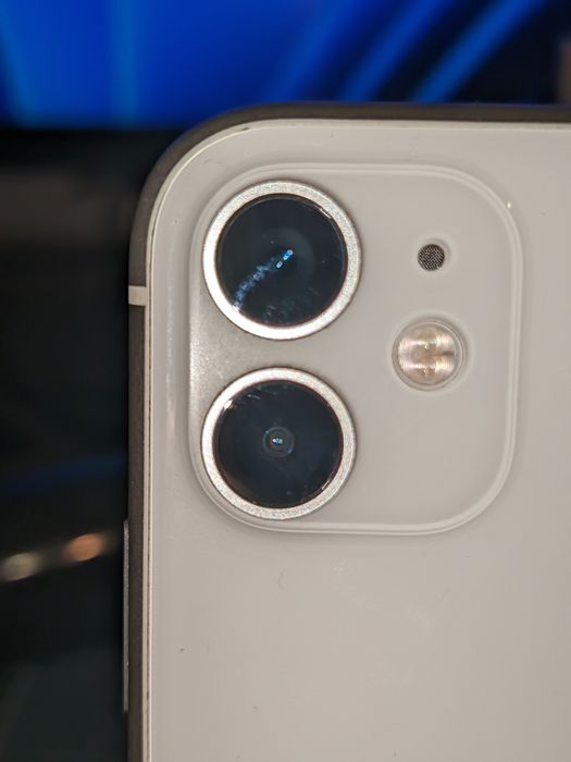 Iphone 11 128гб 75%