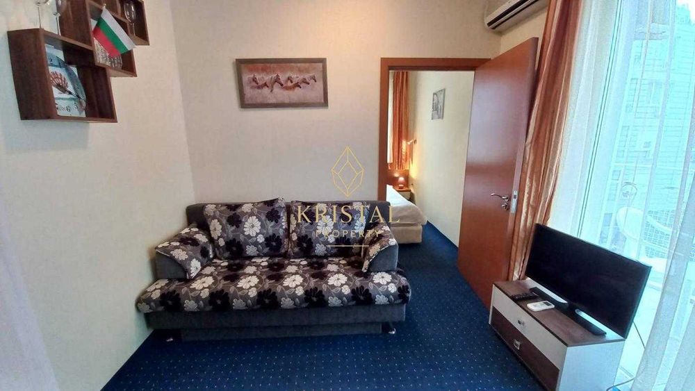 Продава се Двустаен апартамент в к.к. Слънчев бряг - 45 кв.м за 680 €/кв.м - Снимка #1