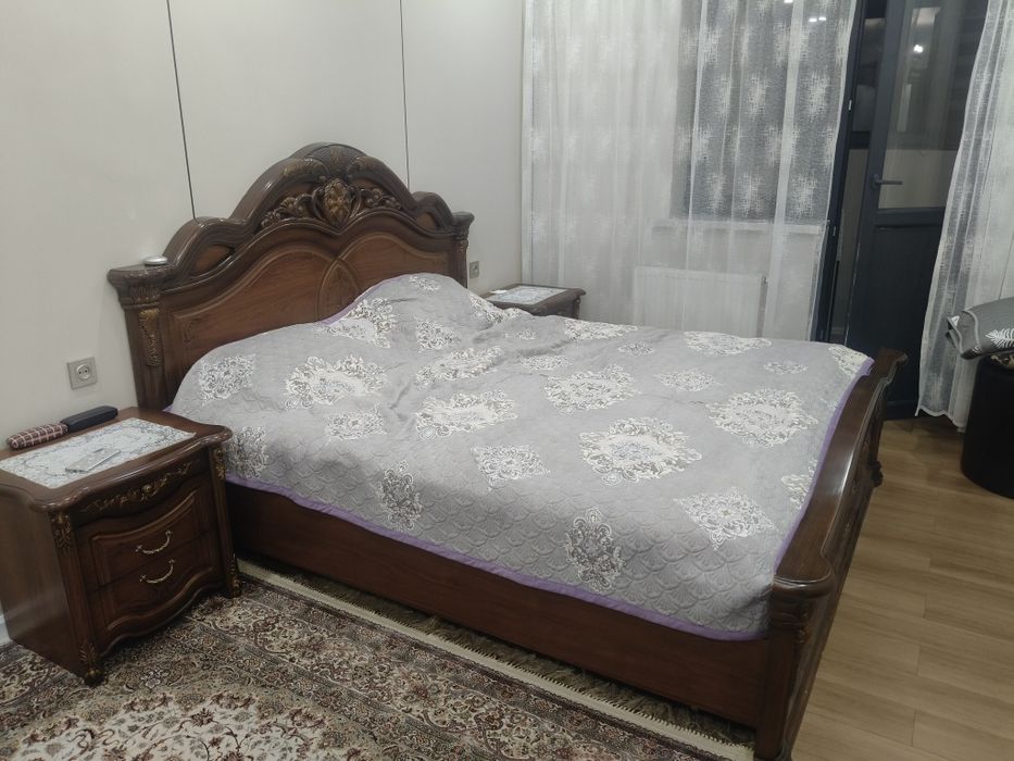 Спальный гарнитур