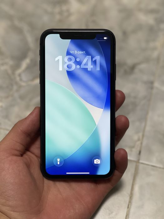 Продам IPHONE 11