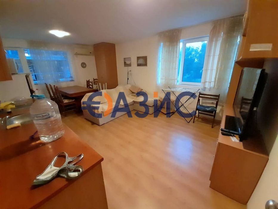 Продава се Двустаен апартамент в к.к. Слънчев бряг - 70 кв.м за 965 €/кв.м - Снимка #7