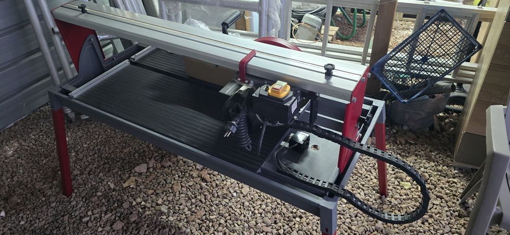 Машина за рязане на тухли и камък - водна под наем  - 15лв.