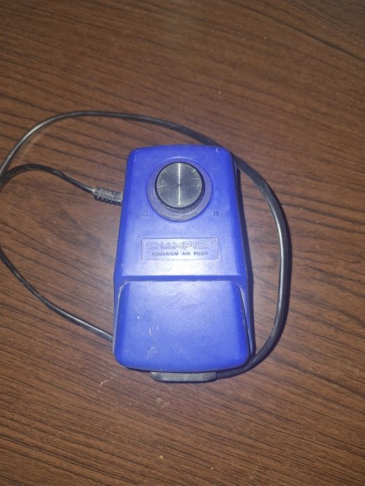 Kompressor sotiladi