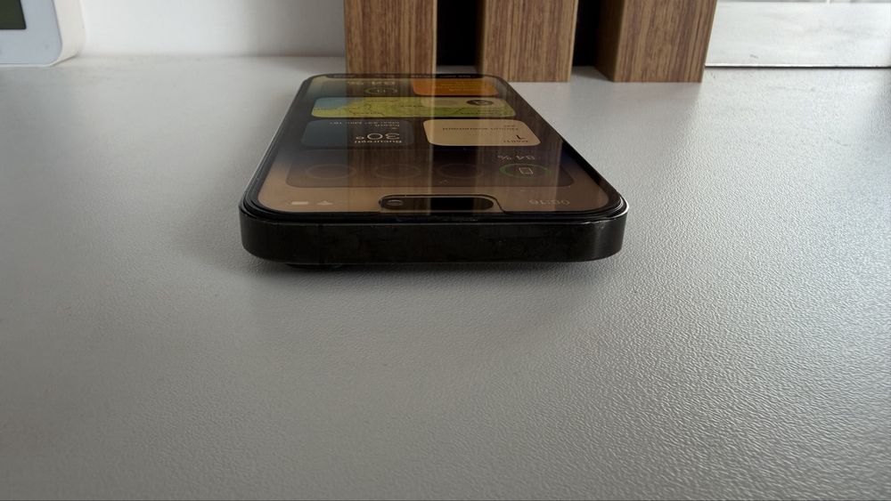Vand Iphone 14 pro 256 gb memorie