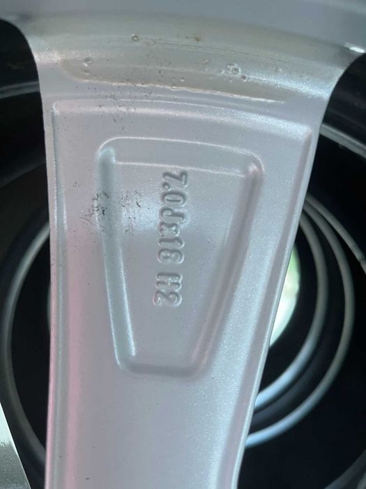 Резервна гума / комплект гуми RAV4 XA40 235/55/18 Michelin Latitude Tour HP