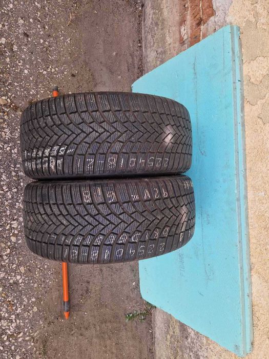 2 Bridgestone R18 225/40 Зимни гуми  DOT3421