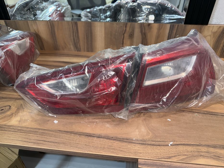 Задние фары Malibu 2 НОВЫЕ