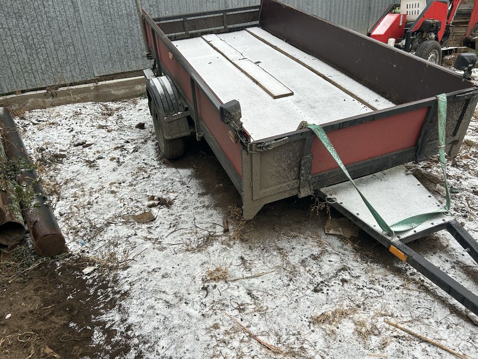 Прицеп легковой