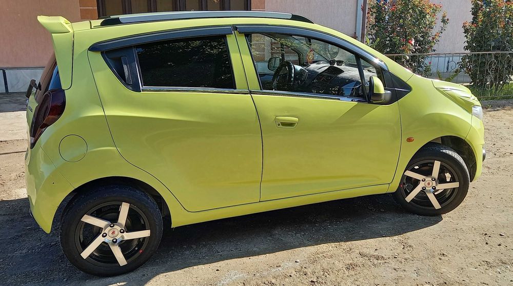 Spark avtomobili sotiladi. (Срочна продаётся Спарк)