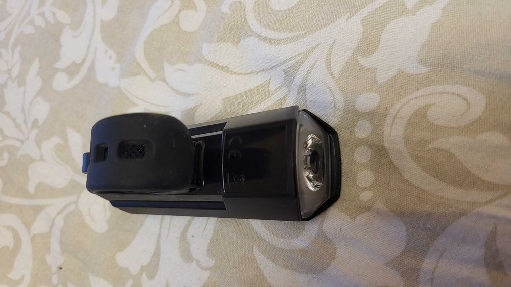 Lanterna BITS Cu led putrnica cu acumulator ,  USB C mufa de incarcare