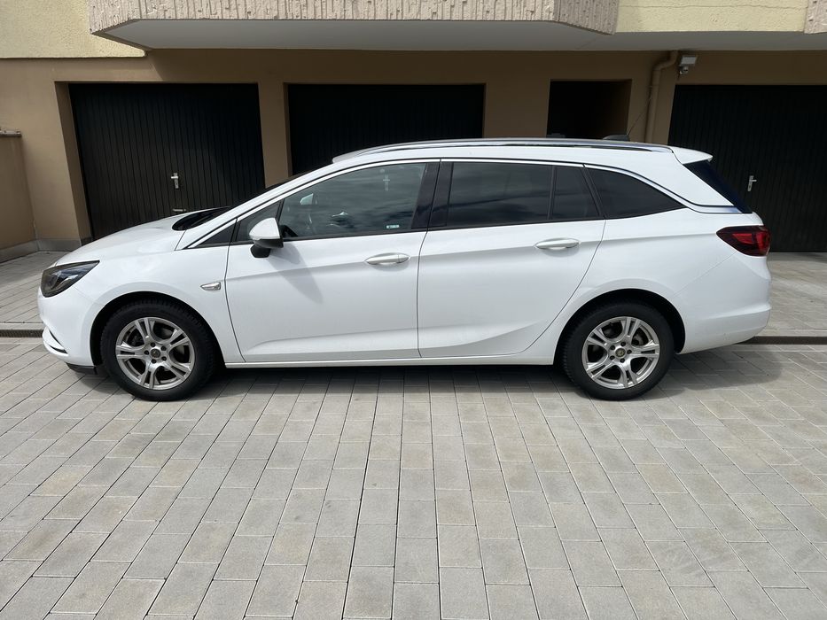 Opel Astra sports Touer 2016