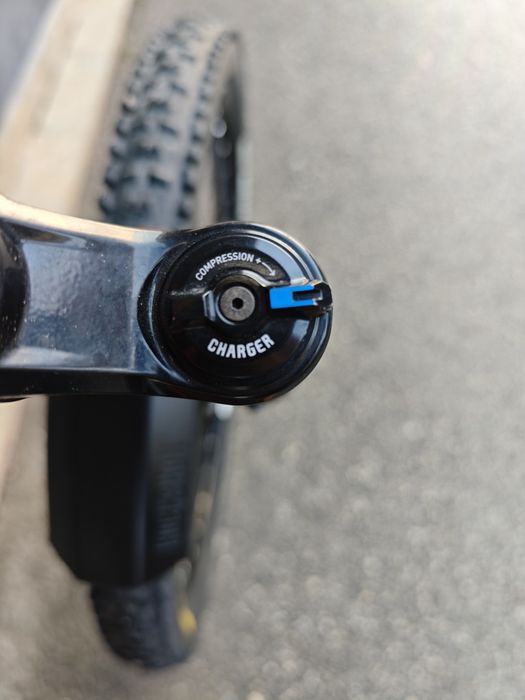 Алуминиев Велосипед 27.5 YT Full Rock Shox Zeb  Sram Eagle 1x12 Magura MT5
