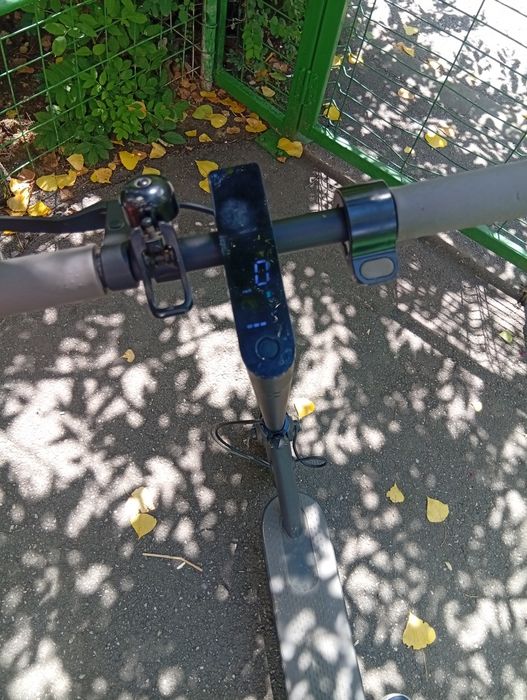 De vânzare trotineta electrica și bicicleta caraiman