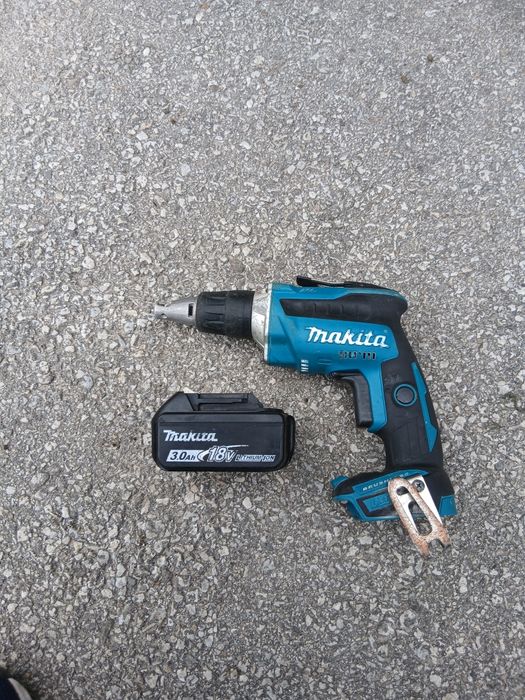 Безчетков винтоверт за гипсокартон Makita 18волта