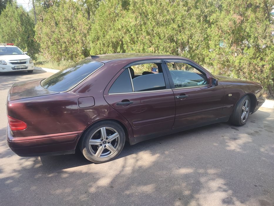 Продам Мерседес w210
