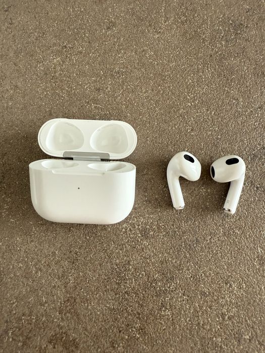 Airpods Generatia 3