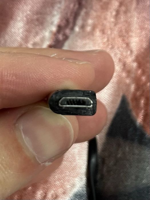 Старая зарядка Самсунг