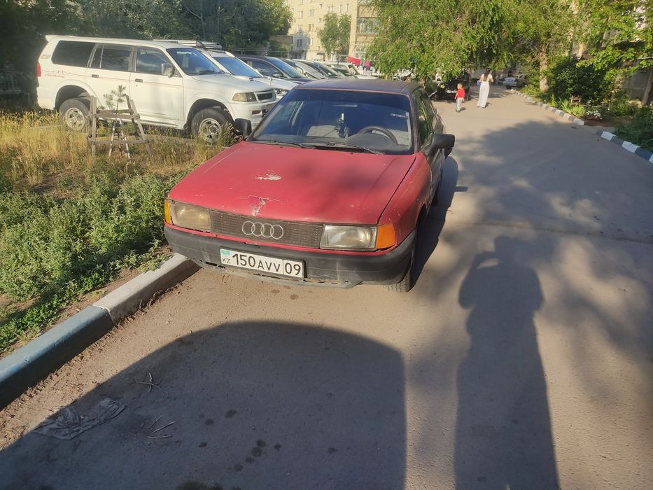 Продам Ауди 80 б3