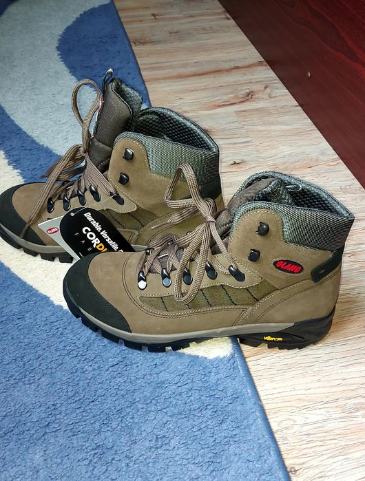 Туристически обувки olang