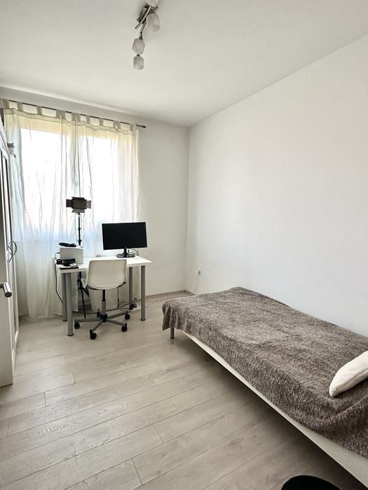 Apartament 3 camere de închiriat central, zona FSPAC