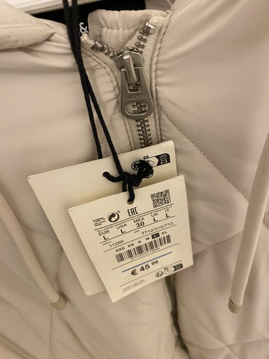 Женская куртка Pull&Bear