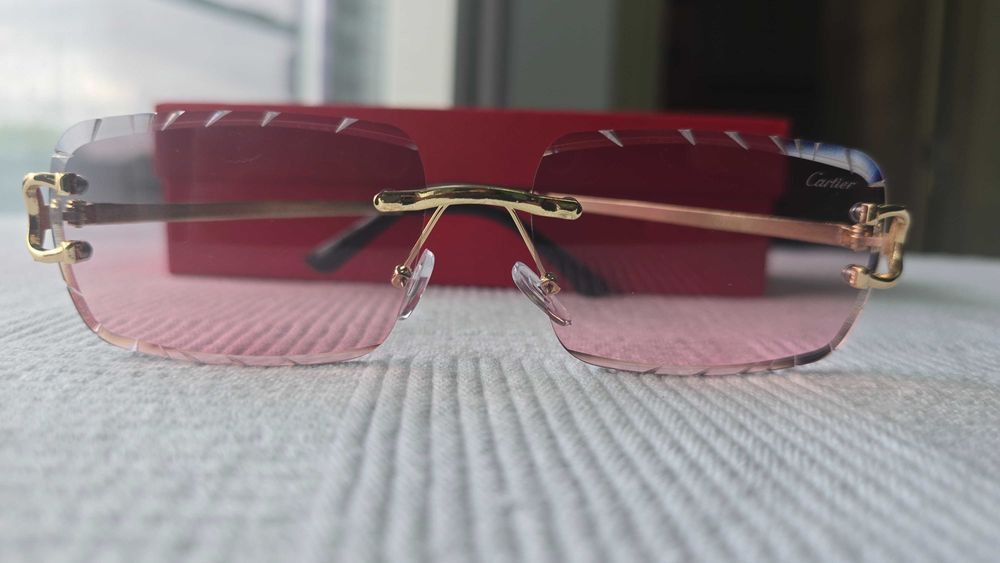 Ochelari de soare Cartier Diamond Cut roz. Transport Gratuit