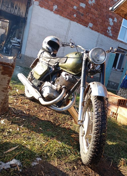 Цял или на части иж планета