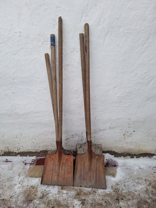 Продам лопатаааааа