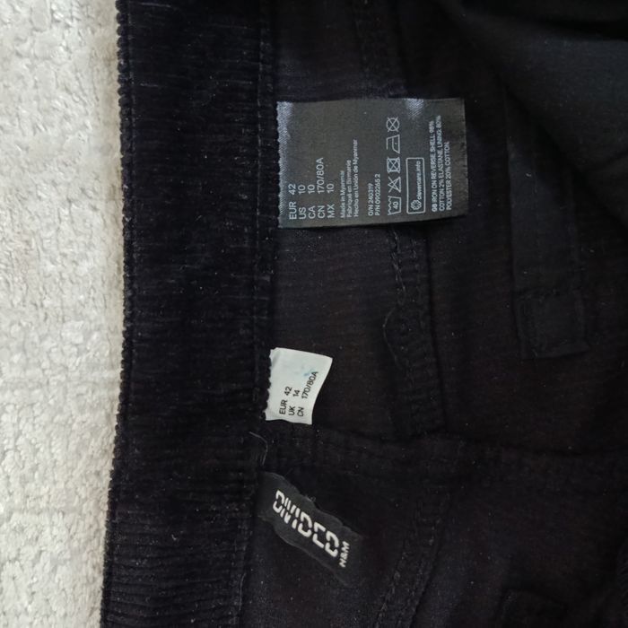 Женчкие черные вельветовые брюки