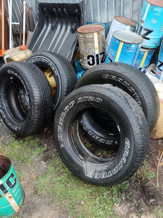 Продам болоны265/65/17