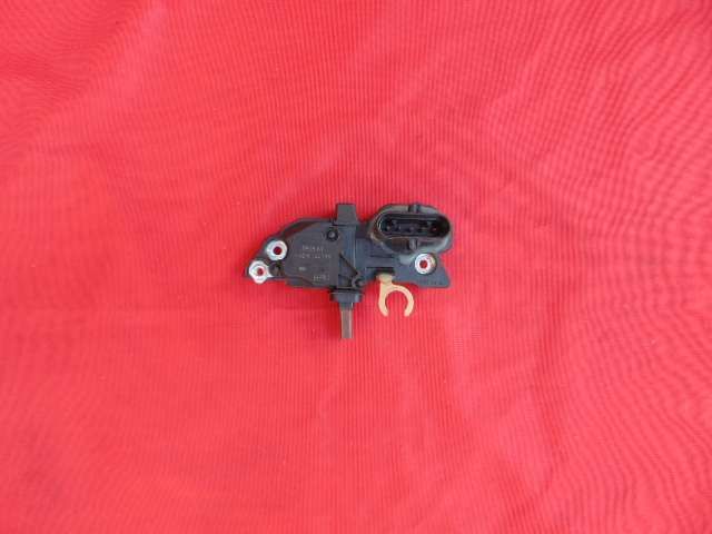 Releu alternator 24v Mercedes Atego,Actros,Volvo mufa 5 pini