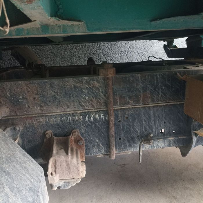 Gaz 3307 sotiladi yi 1991 benzinda 100 mln yana kelishiladi