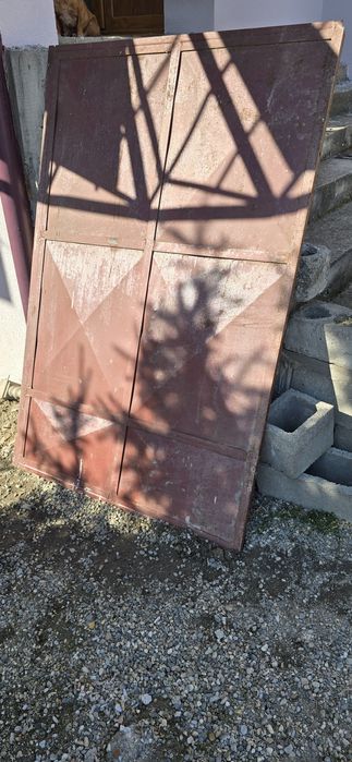 Vand usa poarta garaj din 2 bucati