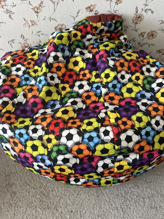 Продам пуфики в отличном состоянии