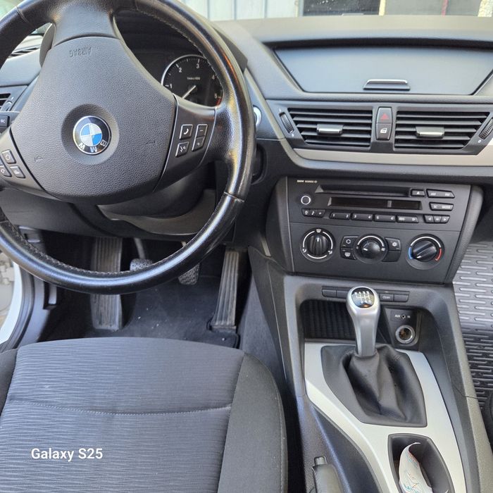 Vând BMW x1 xdrive