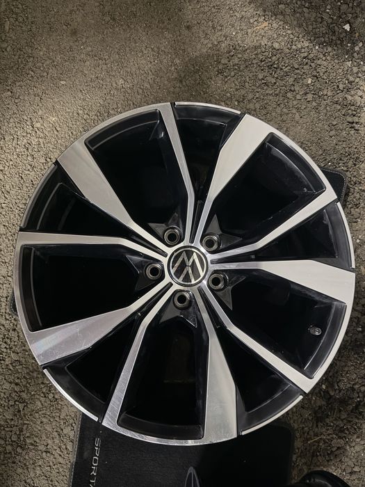19 5x112 Оригинални джанти VW Misano  R Line