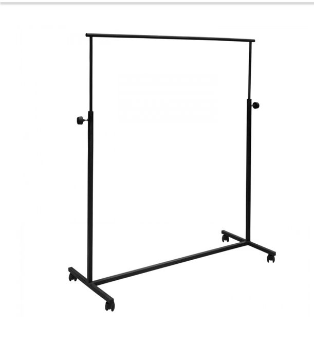 Вешалка на колёсиках