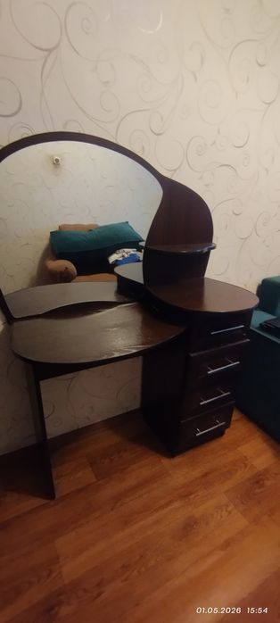Туалетный столик