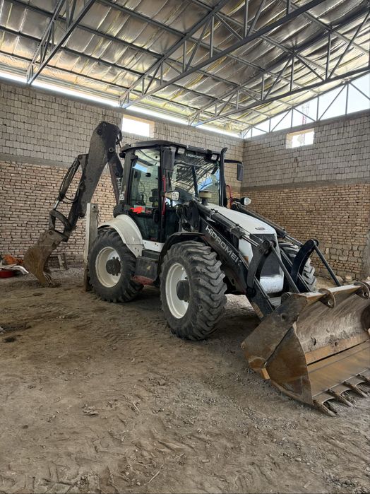 Hidromek 102S A5 ekskavator pagruzchik sotiladi
