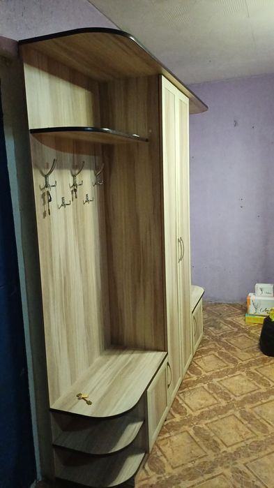 Продам прихожую в