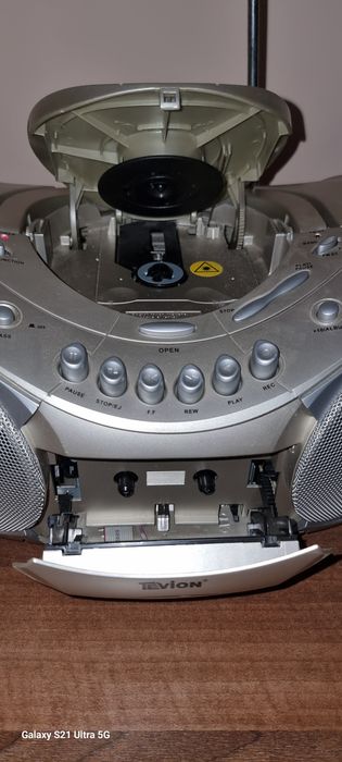 Radio-casetofon-CDplayer  Tevion , i