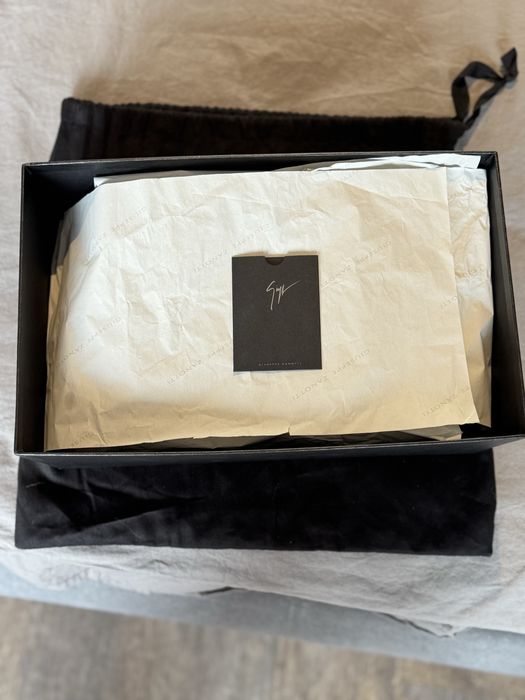 Giuseppe Zanotti крокодилска кожа