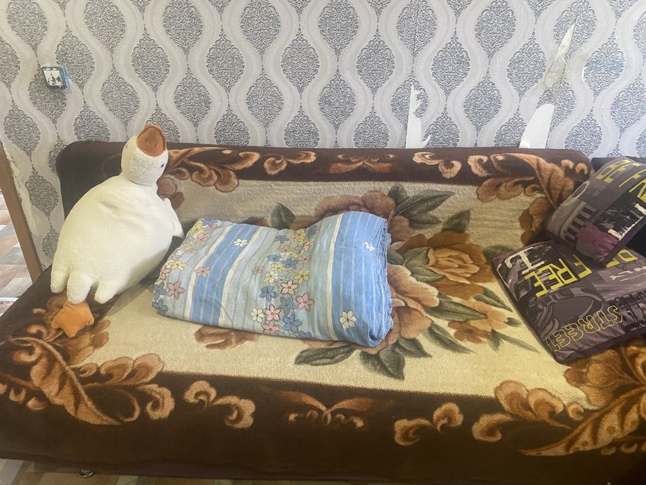 Прадом  деван  удобны хорошы