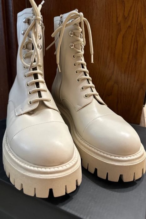 Ghete noi piele Anna Cori marimea 39