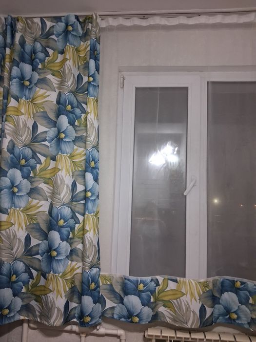 Продам  кухонный шторы