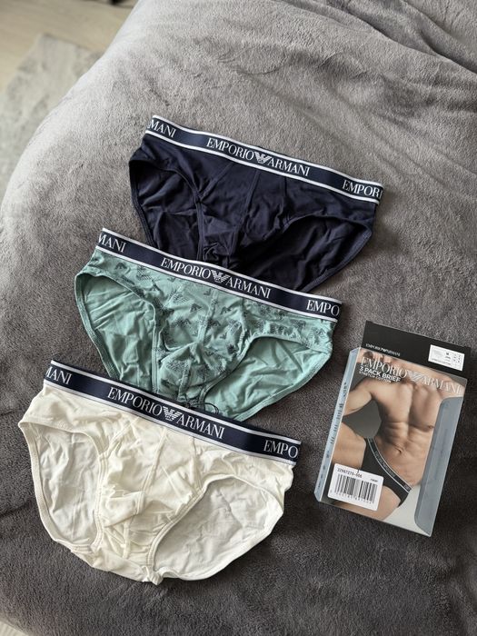 Emporio Armani set 3 chiloti alb-bleumarin-verde marimea M noi