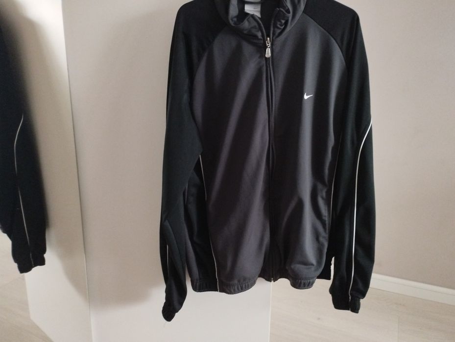 Pulover Nike retro