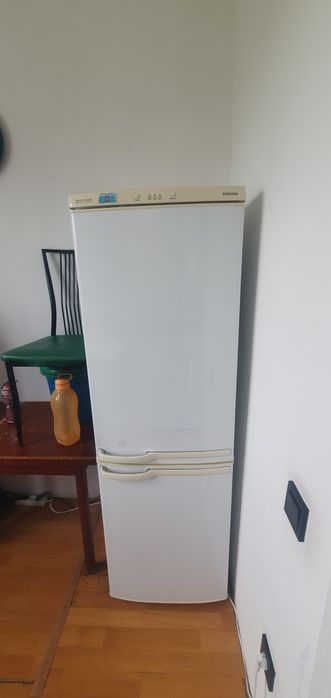 Холодильник и газовая плита